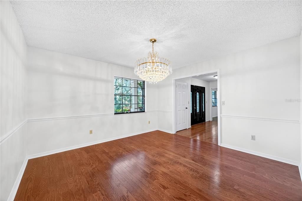 Chandelier, Empty room, Interior, Wood Texture Flooring