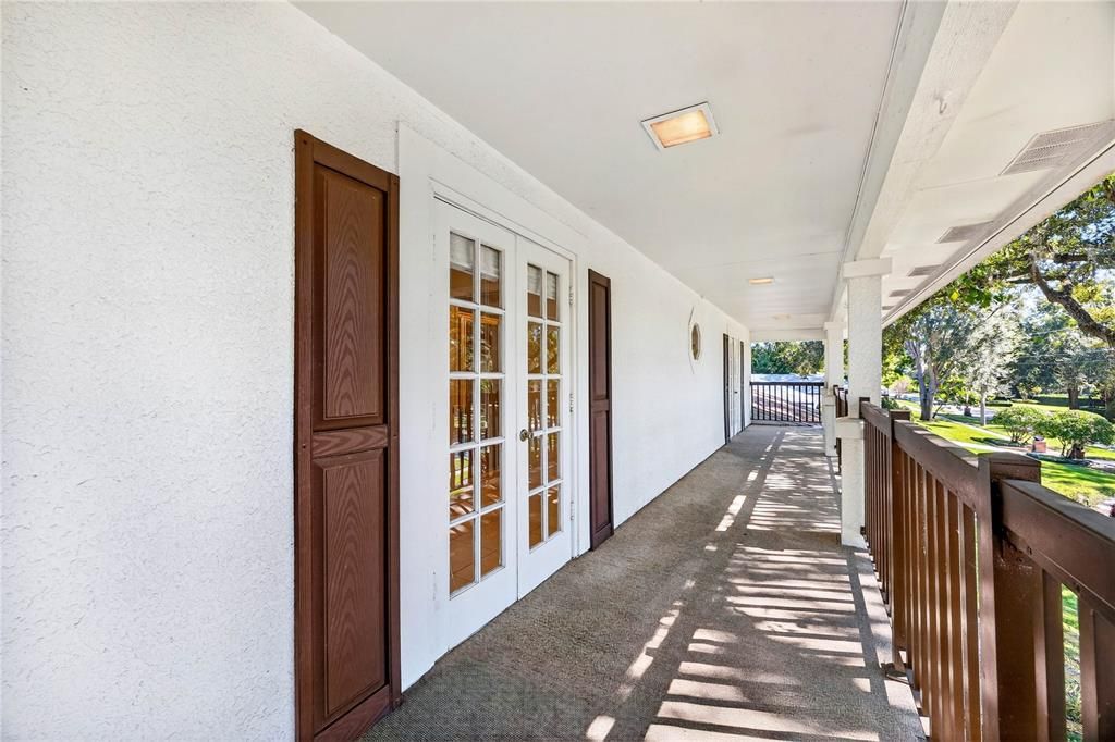 Exterior, Recessed Lighting