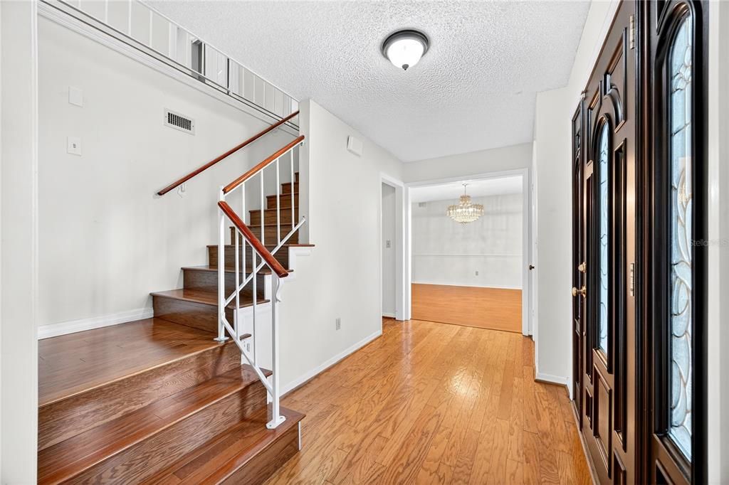 Chandelier, Interior, Wood Texture Flooring
