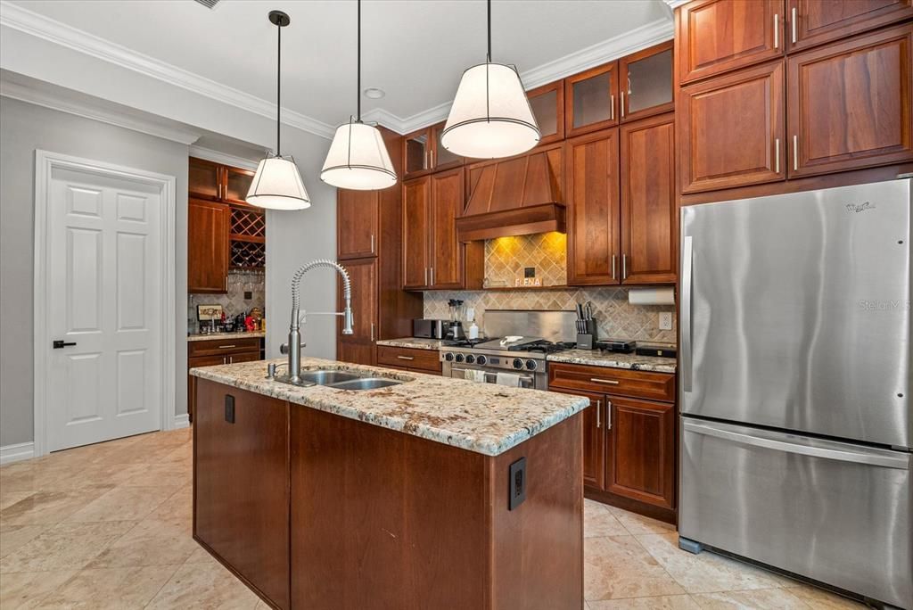Interior, Kitchen, Pendant Lights, Stainless Steel Appliances