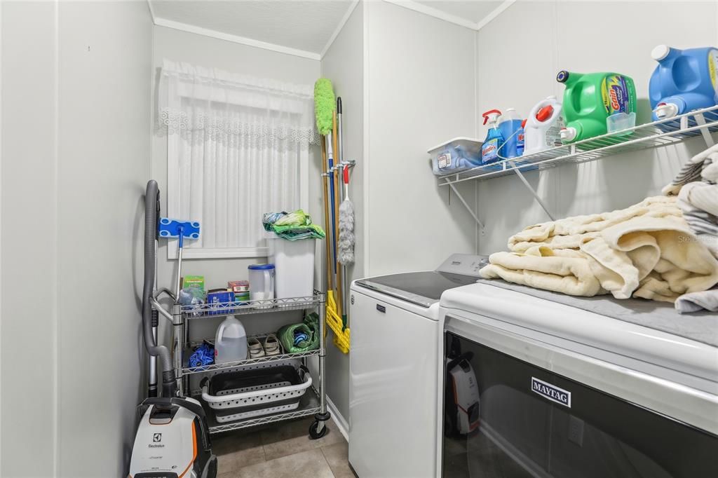 Interior, Washer