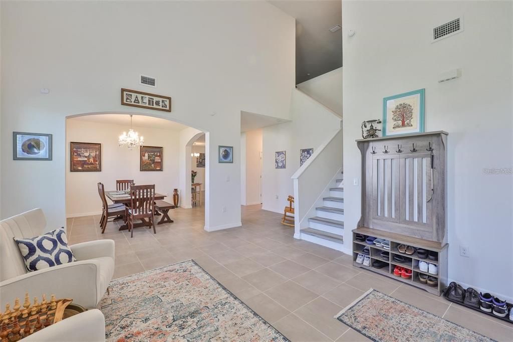 Chandelier, Dining room, Interior