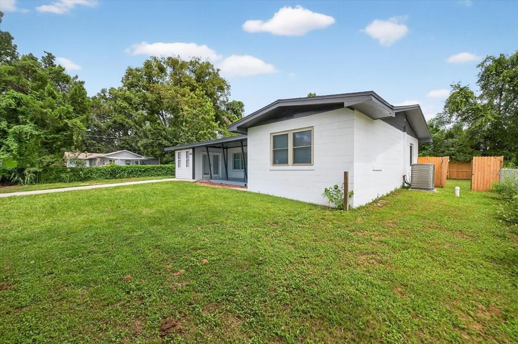Backyard, Exterior