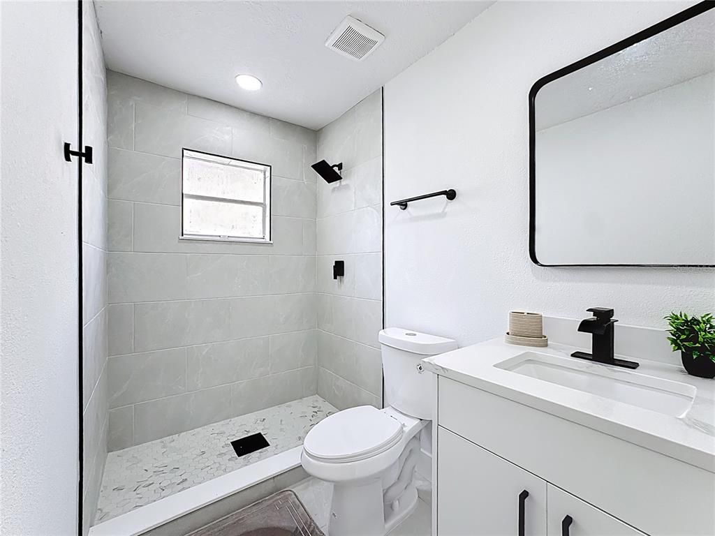 Bathroom, Interior, Recessed Lighting