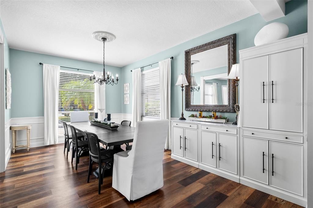 Chandelier, Dining room, Interior, Wood Texture Flooring