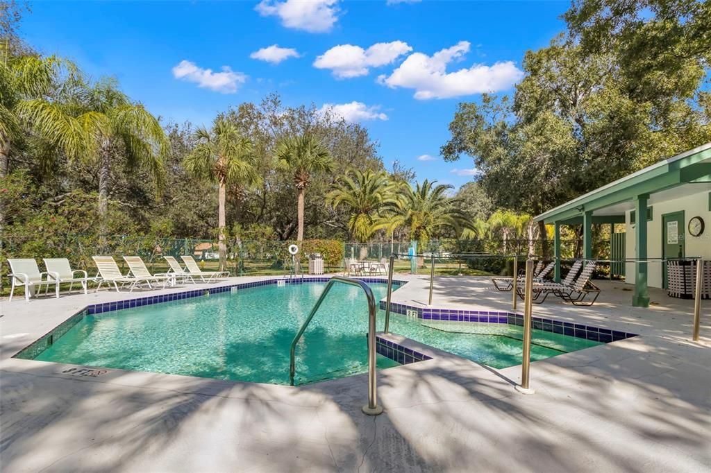 Exterior, Pool
