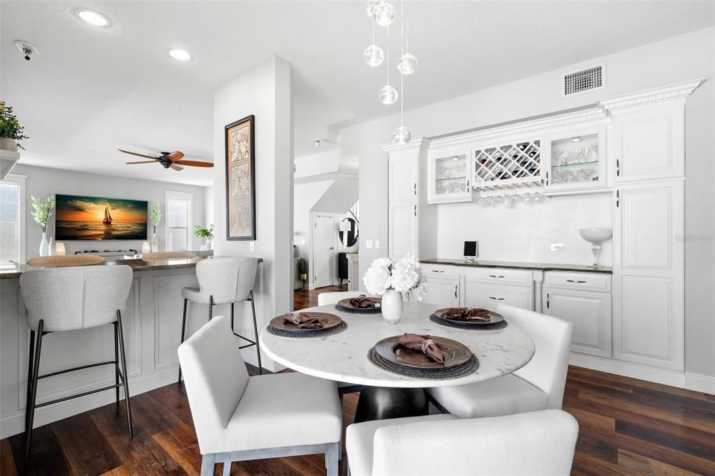 Dining room, Interior, Kitchen, Pendant Lights, Recessed Lighting, Wood Texture Flooring
