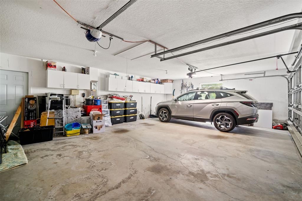 Garage, Interior