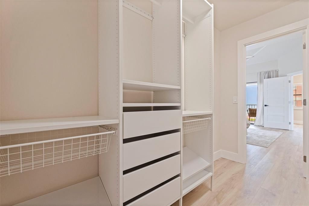 Interior, Walk-in Closets, Wood Texture Flooring