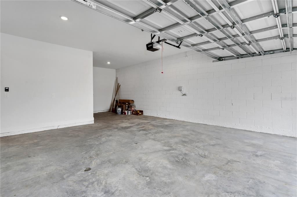 Garage, Interior, Recessed Lighting