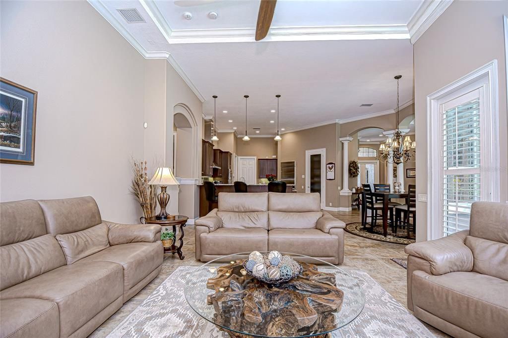 Chandelier, Dining room, Interior, Kitchen, Living room, Pendant Lights, Recessed Lighting