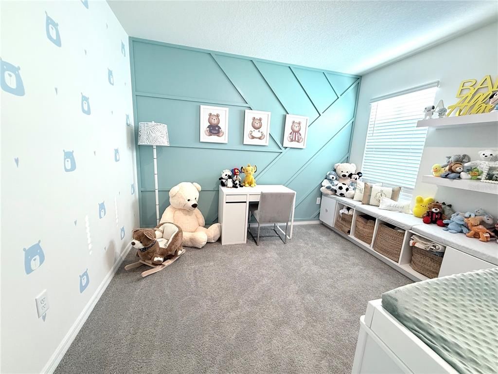 Home Office, Interior