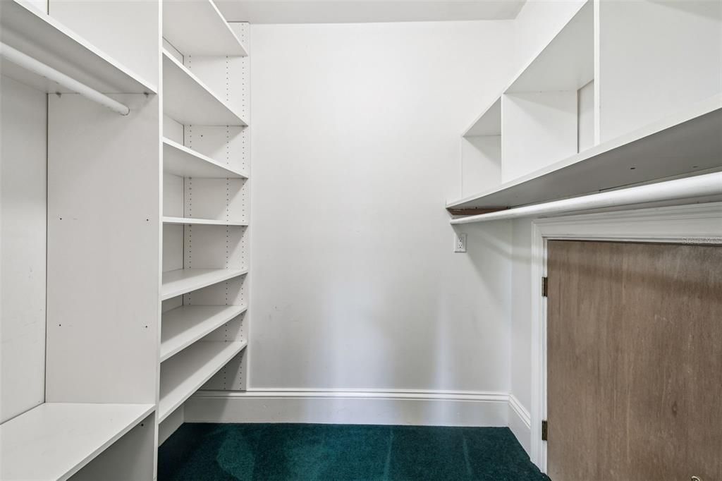Interior, Walk-in Closets