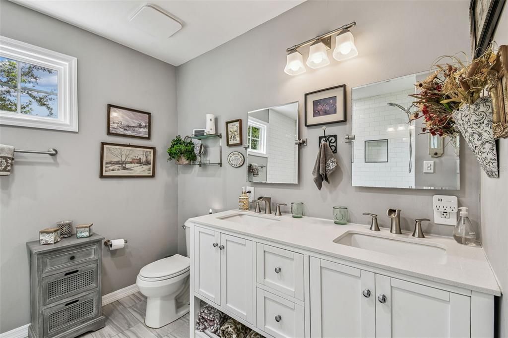 Bathroom, Dual Sink Vanities, Interior