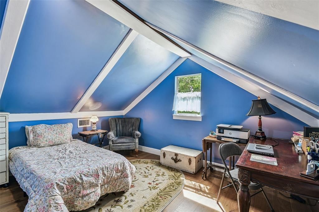 Bedroom, Home Office, Interior, Wood Texture Flooring