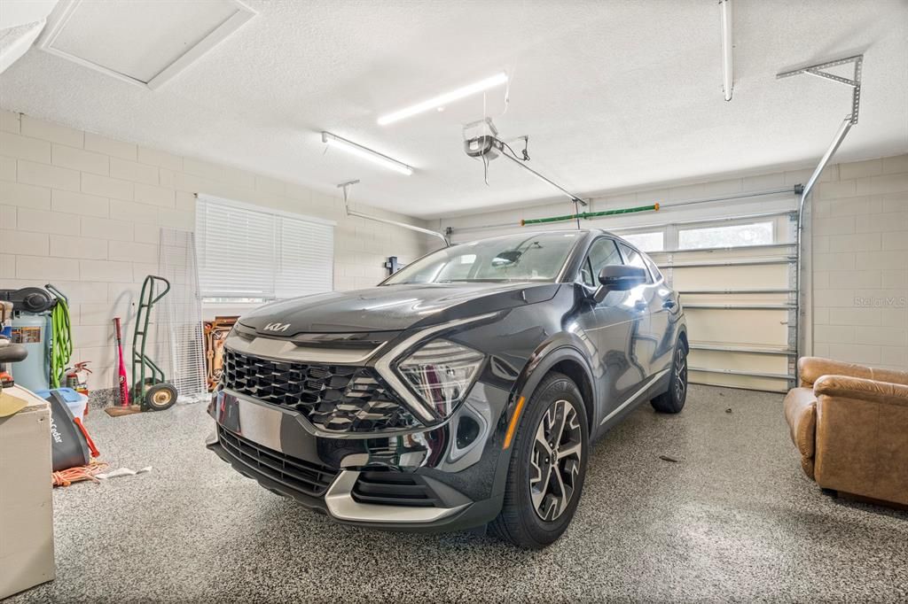 Garage, Interior