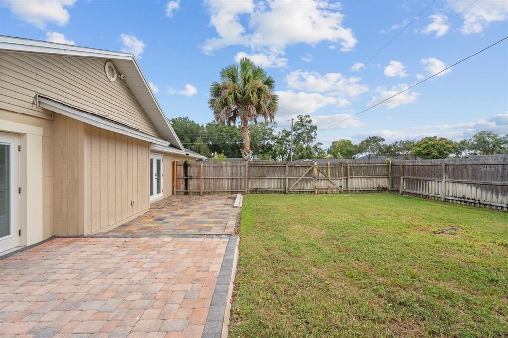 Backyard, Exterior