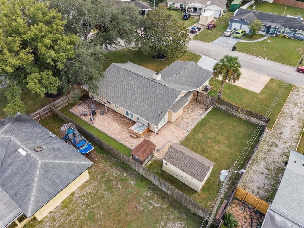 Exterior, Drone