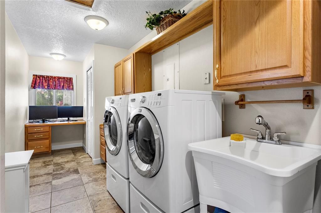 Interior, Washer