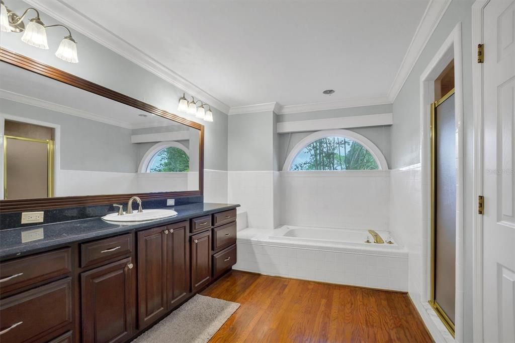 Bathroom, Dual Sink Vanities, Interior, Wood Texture Flooring