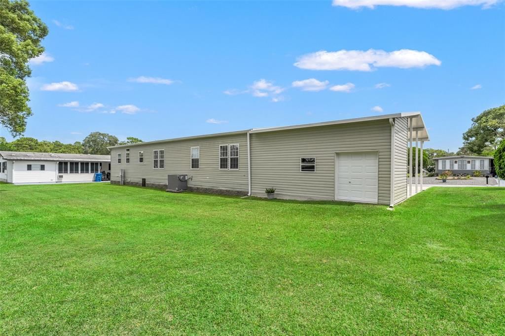 Backyard, Exterior