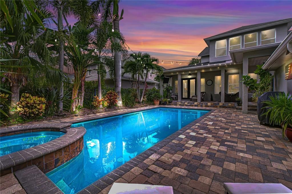 Exterior, Pool
