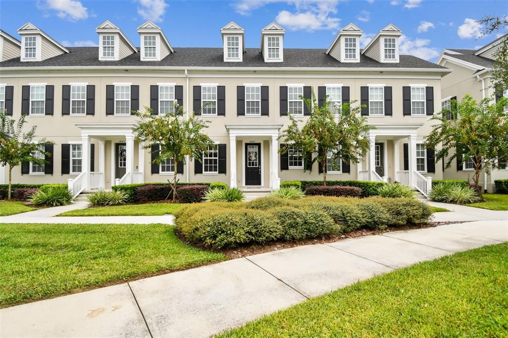 Exterior, Facade, Georgian