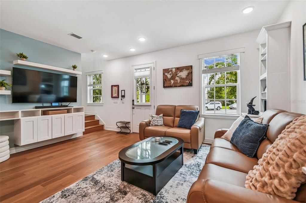 Interior, Living room, Recessed Lighting, Wood Texture Flooring