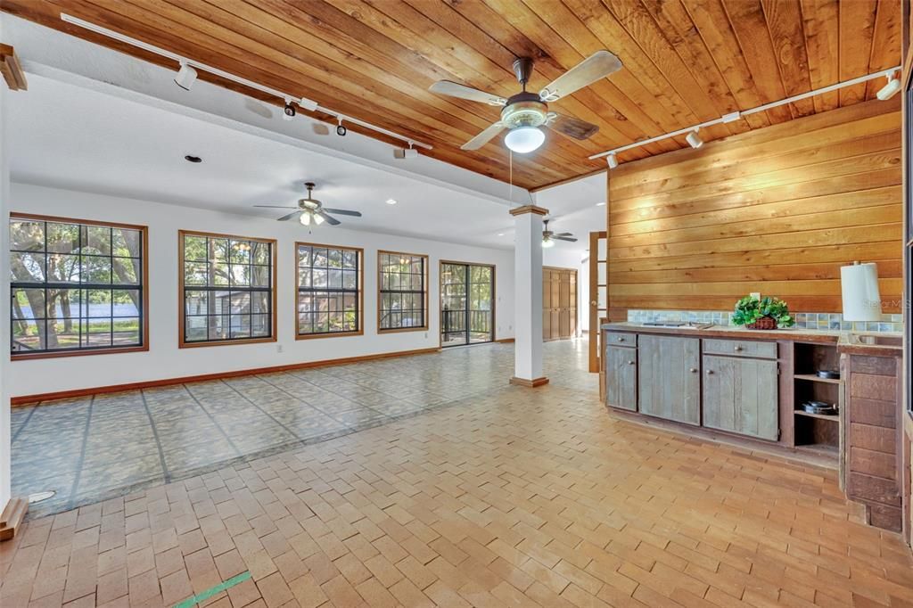 Empty room, Interior, Recessed Lighting, Wooden Ceilings, Wooden Walls