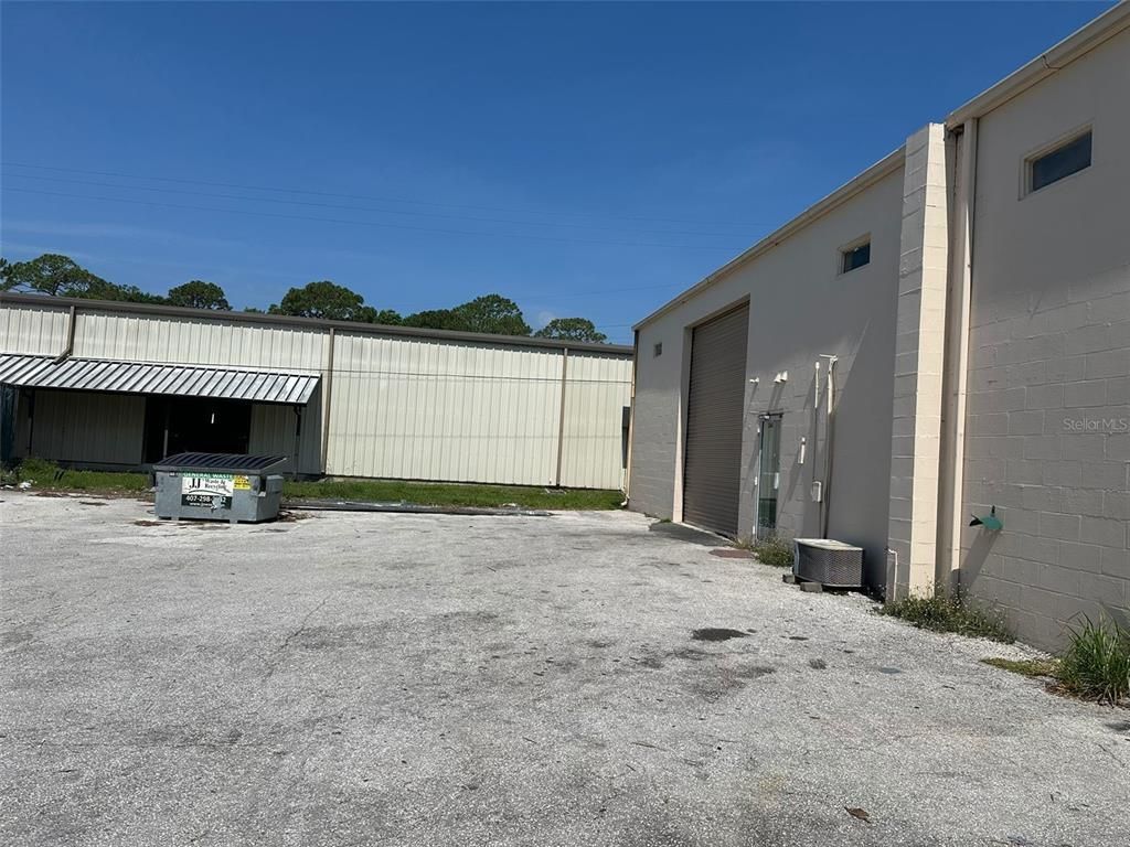 Backyard, Detached Garage, Exterior