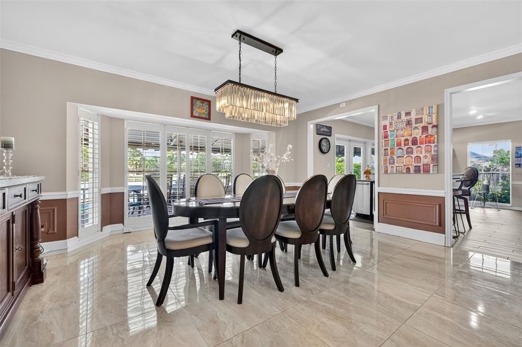 Chandelier, Dining room, Interior