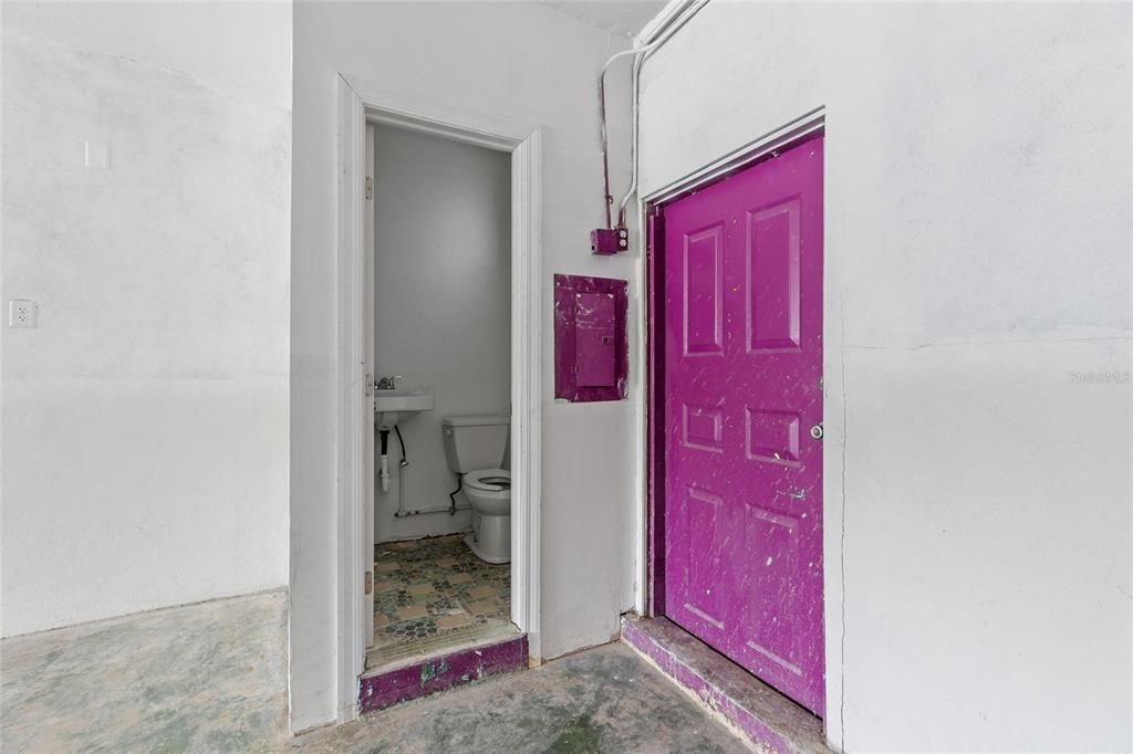 Bathroom, Interior
