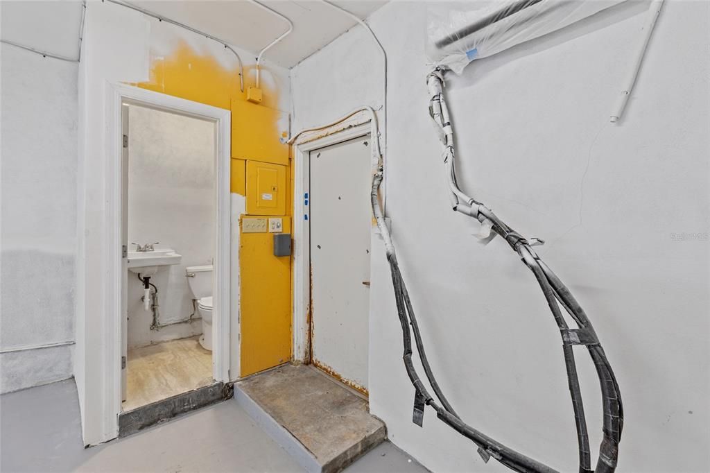 Bathroom, Interior