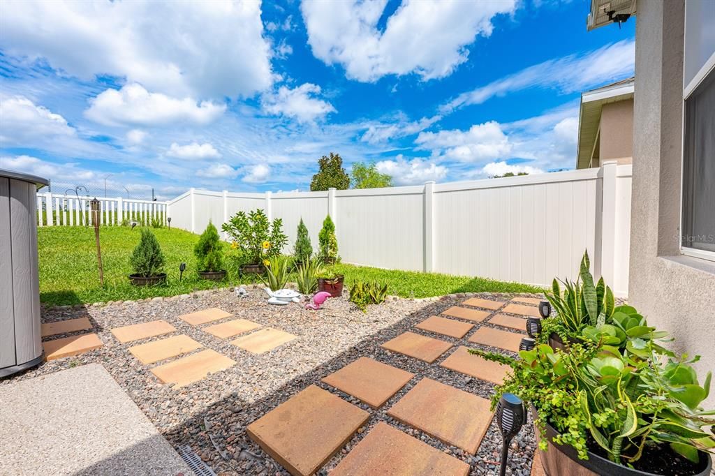 Backyard, Exterior