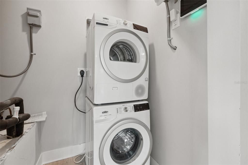 Interior, Utility Closets, Washer