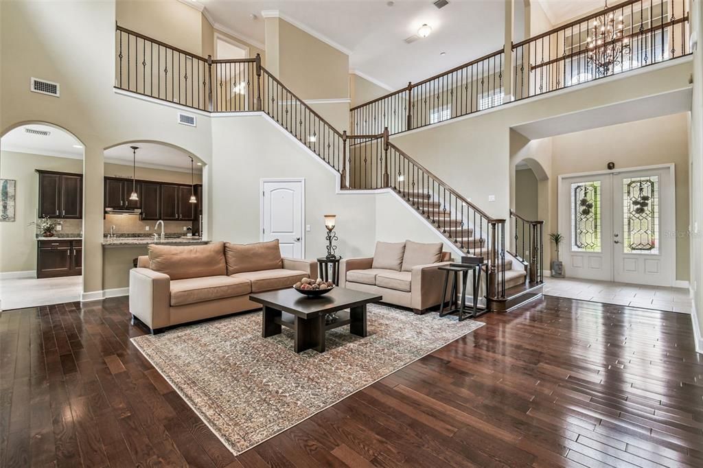 Interior, Living room, Pendant Lights, Wood Texture Flooring