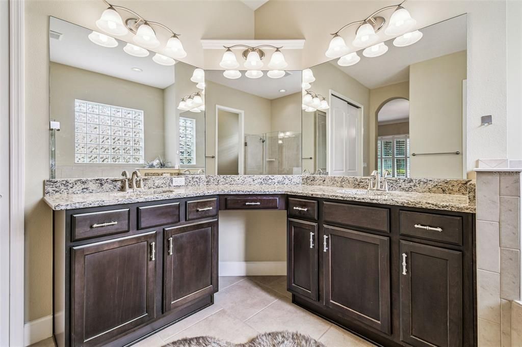 Bathroom, Dual Sink Vanities, Interior