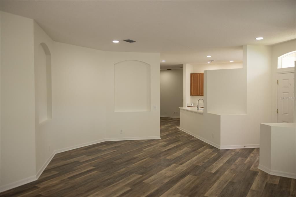 Empty room, Interior, Recessed Lighting, Wood Texture Flooring