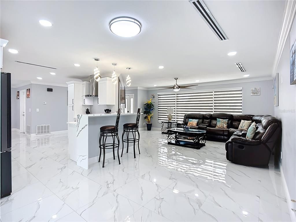Interior, Kitchen, Living room, Marble, Pendant Lights, Recessed Lighting