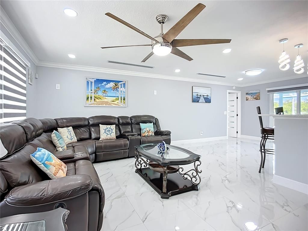 Interior, Living room, Marble, Pendant Lights, Recessed Lighting