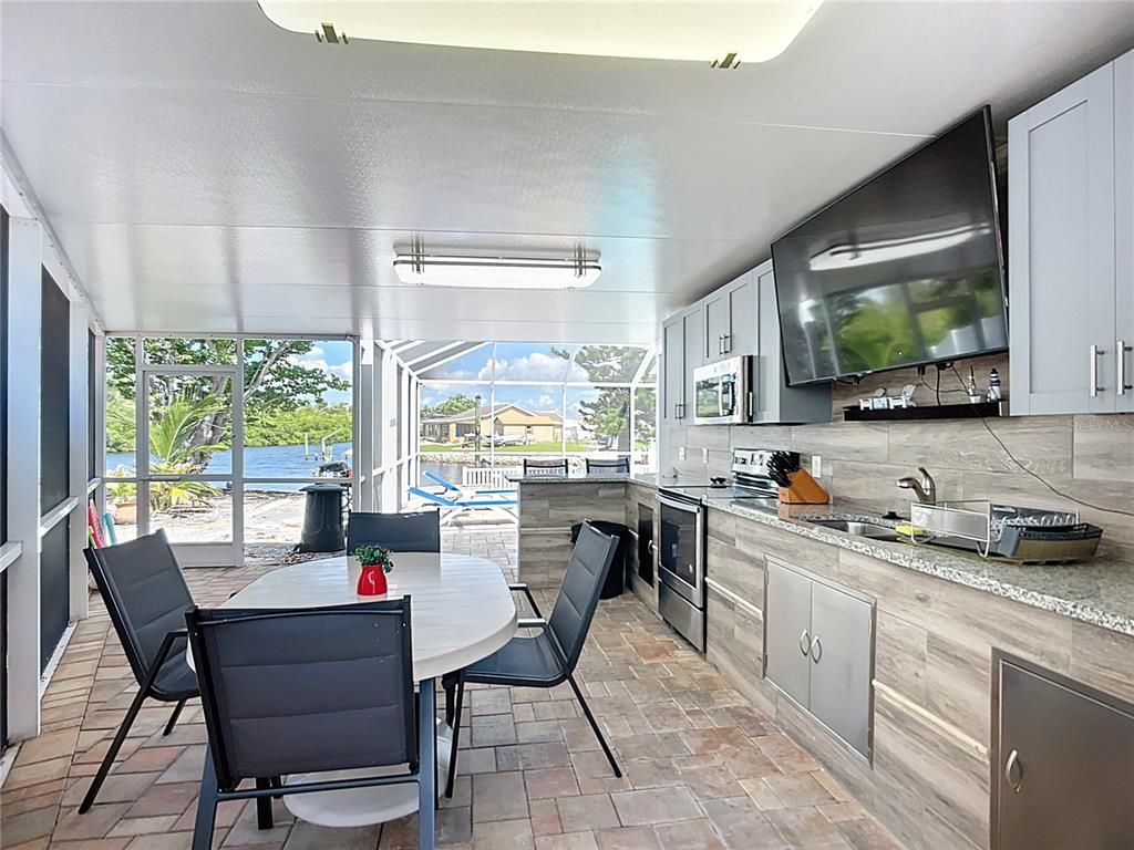 Dining room, Interior, Kitchen, Sun Room