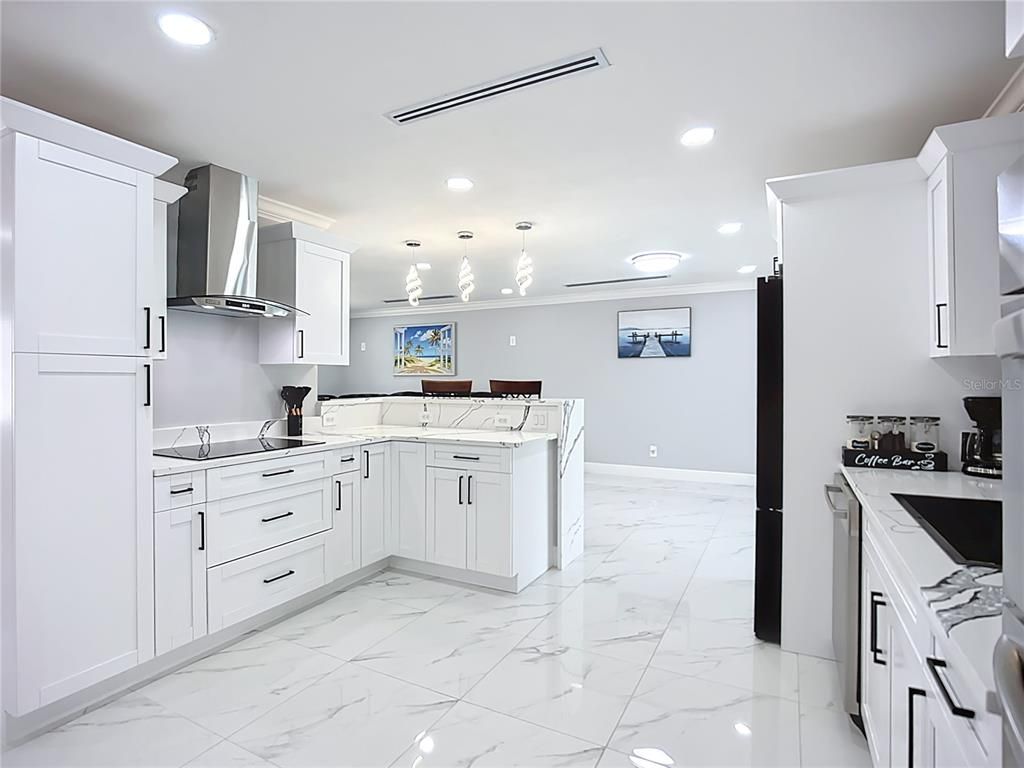 Interior, Kitchen, Marble, Pendant Lights, Recessed Lighting