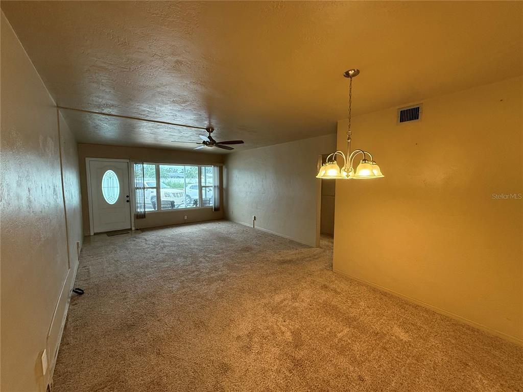 Chandelier, Empty room, Interior, Pendant Lights