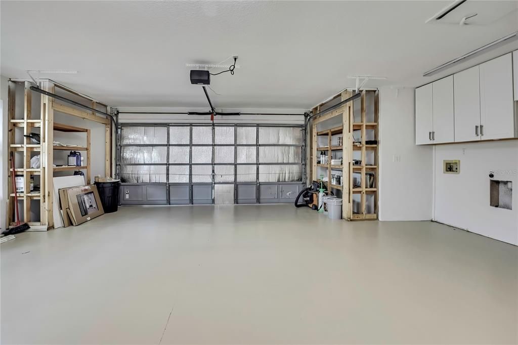 Garage, Interior
