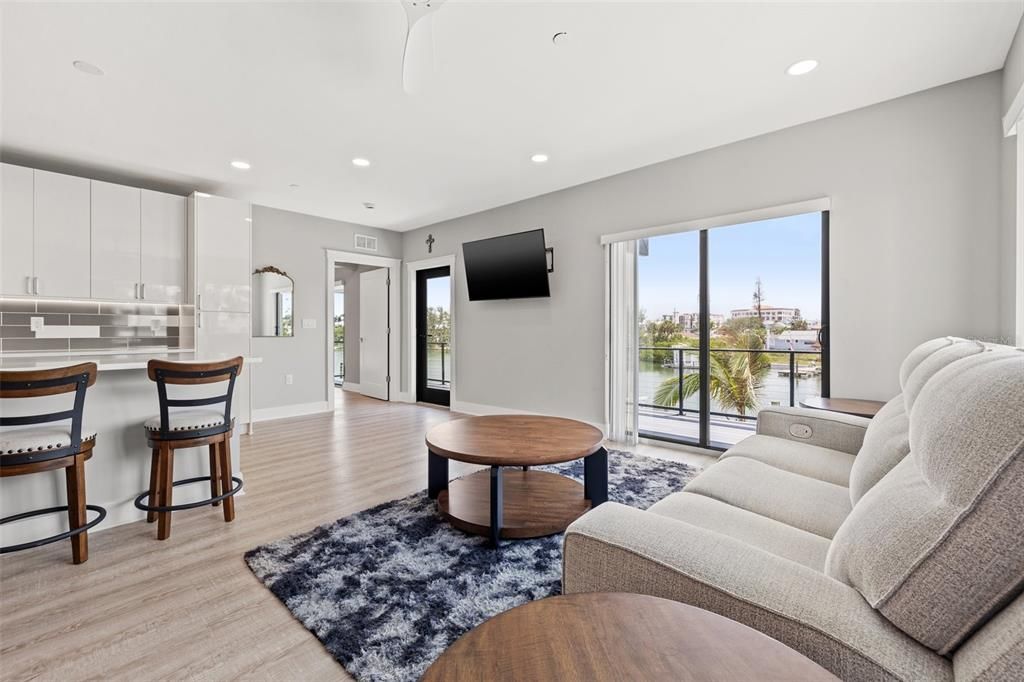 Interior, Living room, Recessed Lighting, Wood Texture Flooring