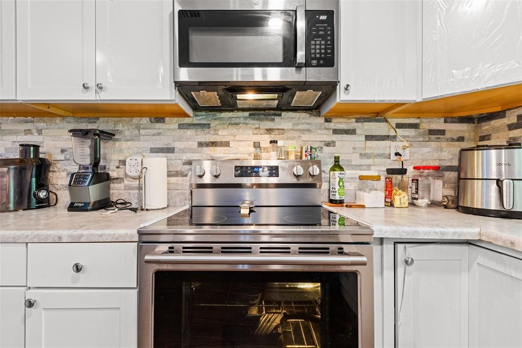 Interior, Kitchen, Stainless Steel Appliances