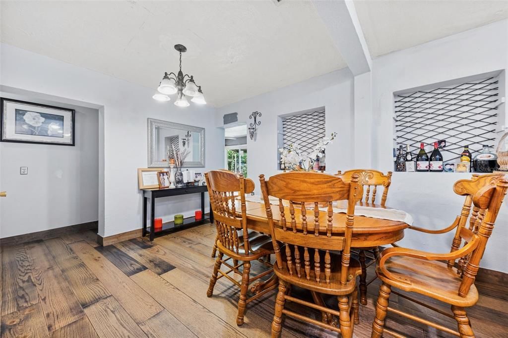 Chandelier, Dining room, Interior, Pendant Lights, Wood Texture Flooring
