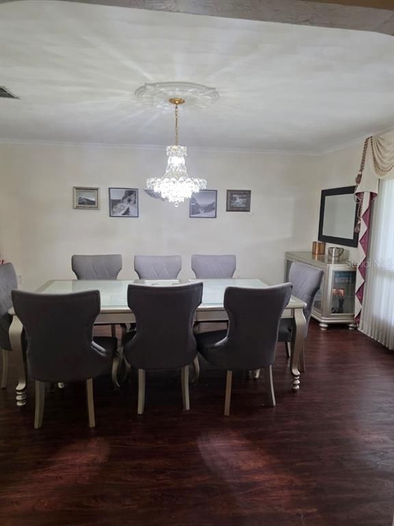 Chandelier, Dining room, Interior, Wood Texture Flooring