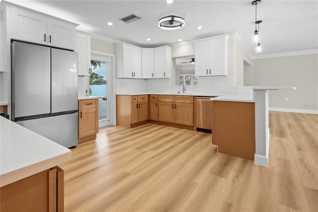 Interior, Kitchen, Pendant Lights, Recessed Lighting, Wood Texture Flooring