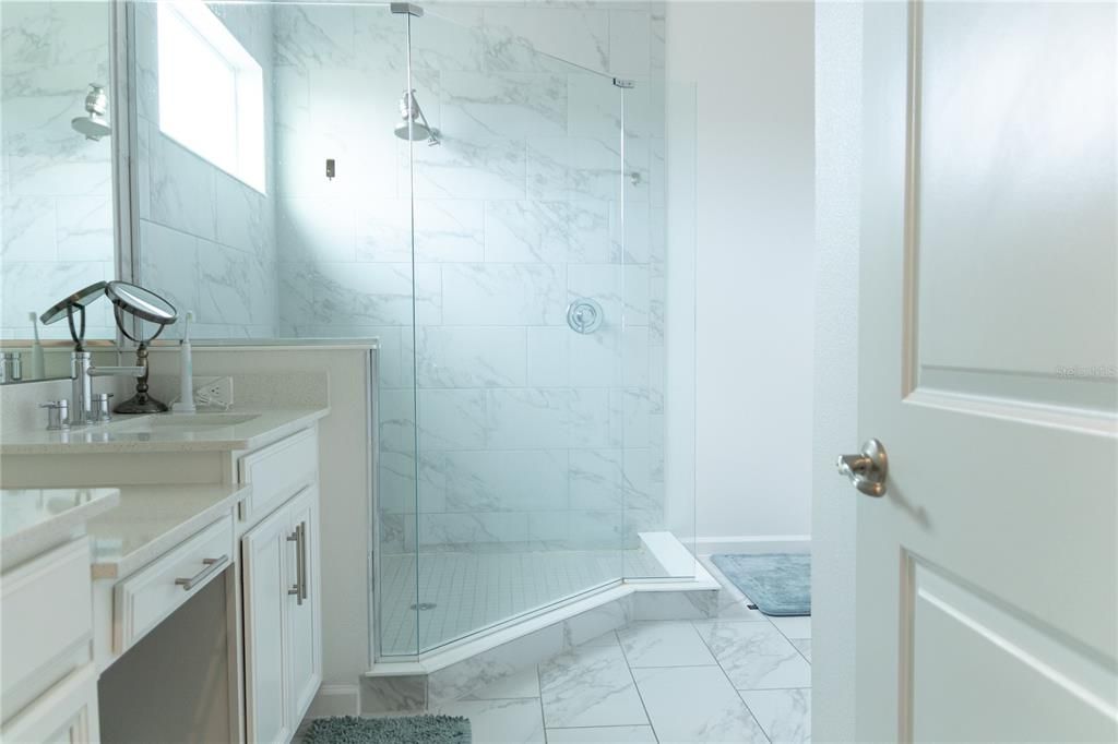 Interior, Living room, Marble, Recessed Lighting